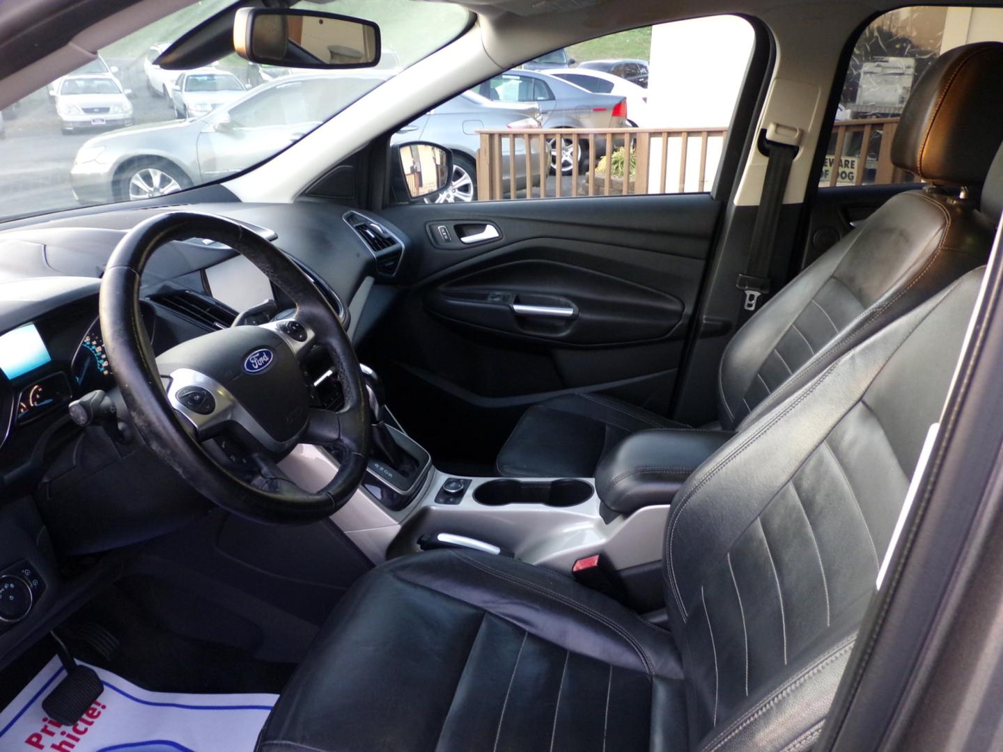 2013 Grey Ford Escape SEL FWD (1FMCU0H96DU) with an 2.0L L4 DOHC 16V engine, 6-Speed Automatic transmission, located at 5700 Curlew Drive, Norfolk, VA, 23502, (757) 455-6330, 36.841885, -76.209412 - Photo#6